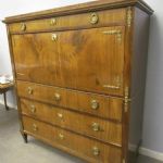 681 2493 SECRETAIRE